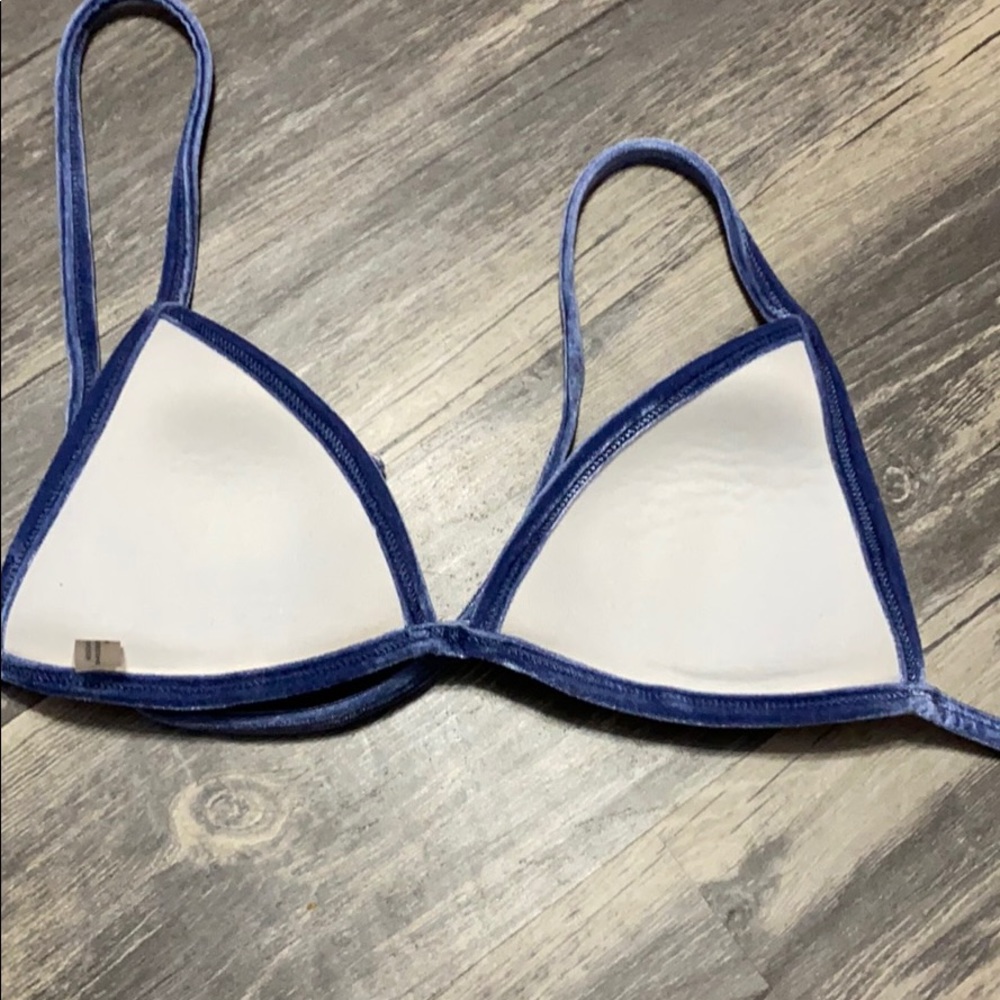 bikini bathing suit top - Picture 2 of 3